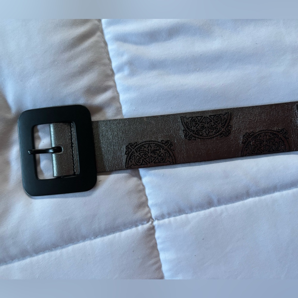 Silver and Black Patterned Leather Belt